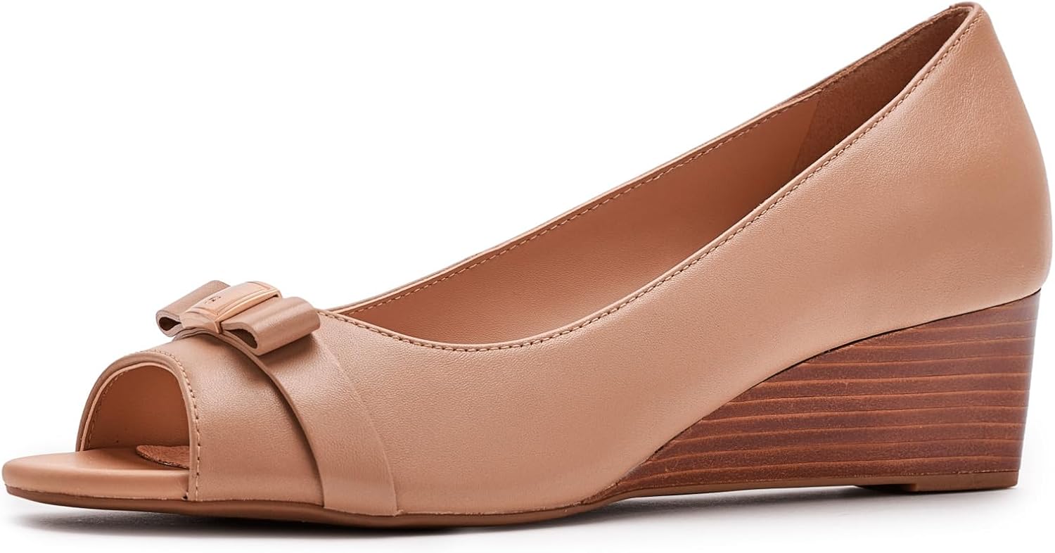 61ktnsItJ1L._AC_SL1500_.jpg womens Peep Toe Bow WedgePump - Image 1